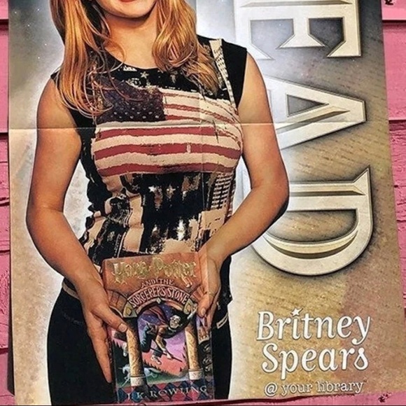 Extremely Rare Britney Spears Poster “Read” - Picture 2 of 2